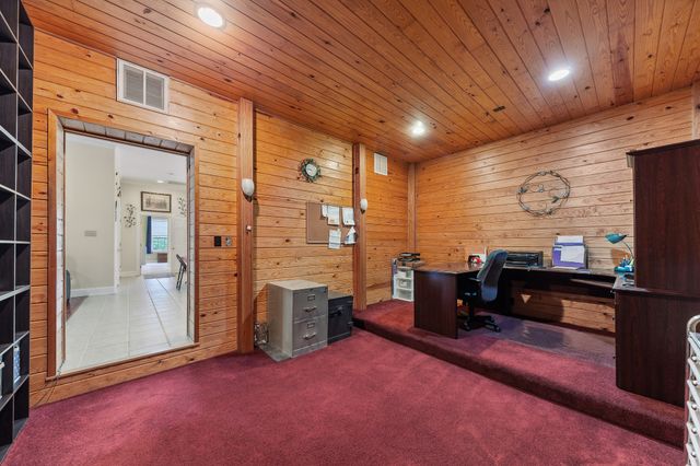 14035 Campbellsville Rd, Lynnville, TN 38472