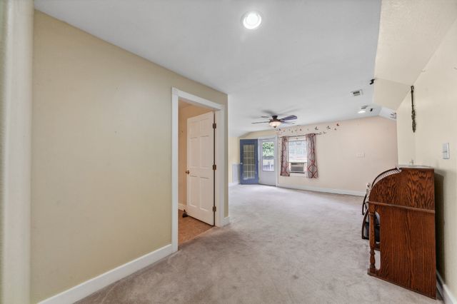 14035 Campbellsville Rd, Lynnville, TN 38472