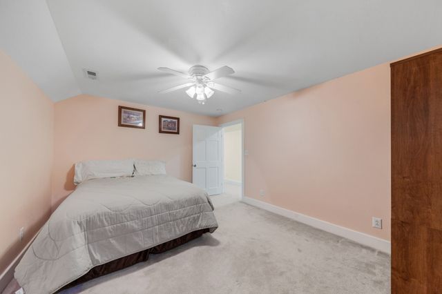 14035 Campbellsville Rd, Lynnville, TN 38472
