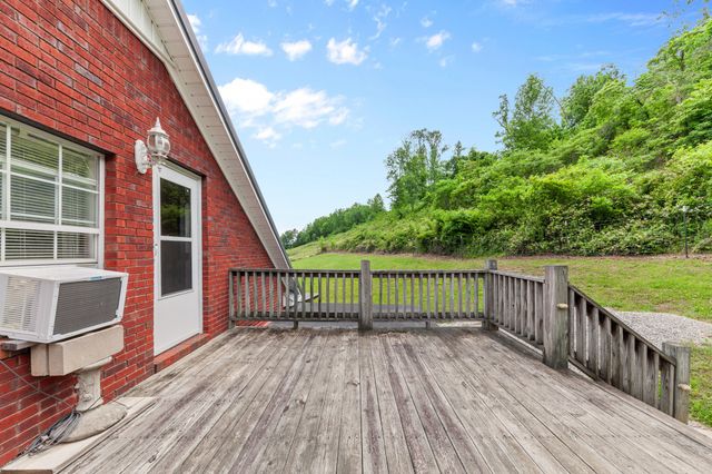 14035 Campbellsville Rd, Lynnville, TN 38472
