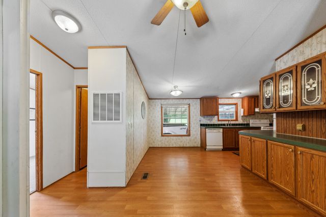 14035 Campbellsville Rd, Lynnville, TN 38472