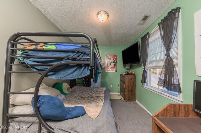 206 Kenneth Boulevard, Havelock, NC 28532