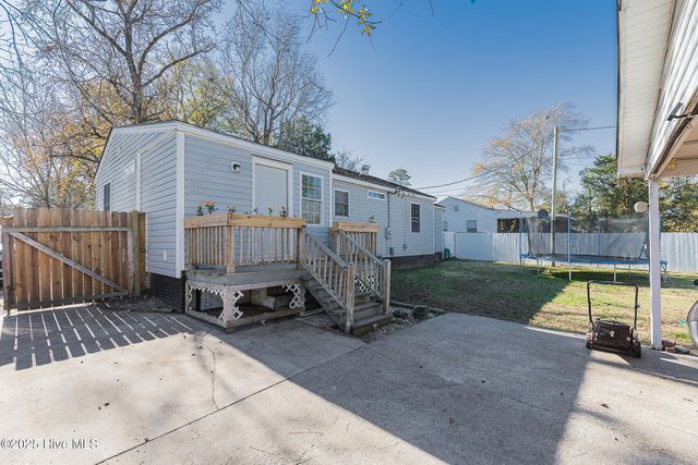 206 Kenneth Boulevard, Havelock, NC 28532