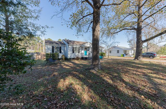 206 Kenneth Boulevard, Havelock, NC 28532