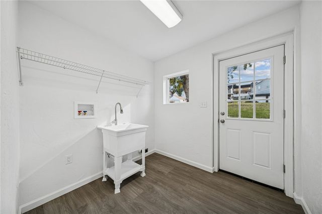 406-408 Church St 406-408, Sewickley Twp, PA 15637