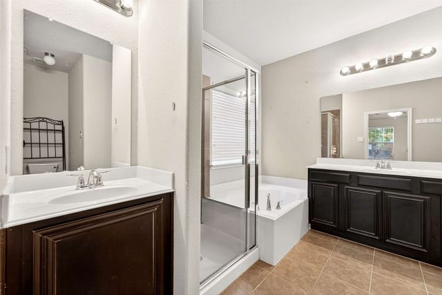 9105 Waterman Drive, Aubrey, TX 76227