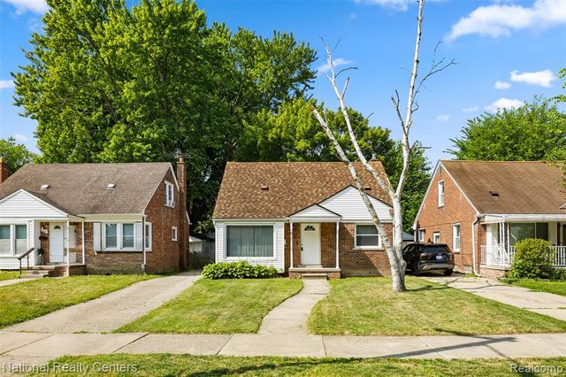 650 Arlington Street, Inkster, MI 48141