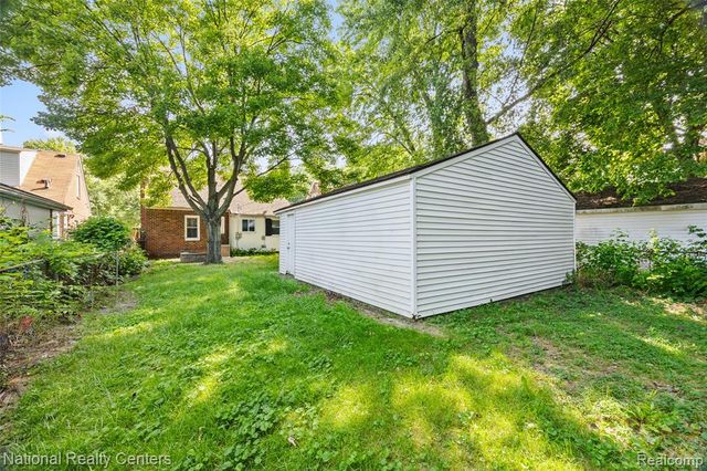 650 Arlington Street, Inkster, MI 48141