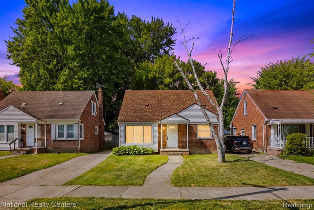 650 Arlington Street, Inkster, MI 48141