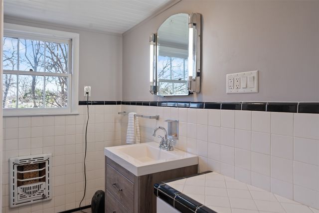 508 N Virginia Street, Terrell, TX 75160