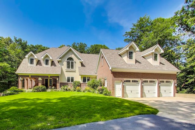 273 Bridlewood Lane, Valparaiso, IN 46385