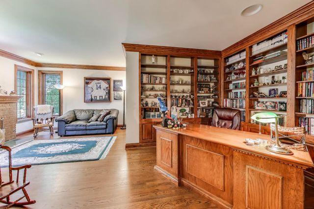 273 Bridlewood Lane, Valparaiso, IN 46385