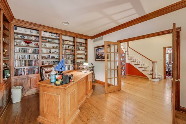 273 Bridlewood Lane, Valparaiso, IN 46385