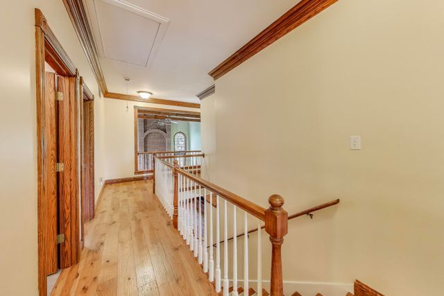 273 Bridlewood Lane, Valparaiso, IN 46385