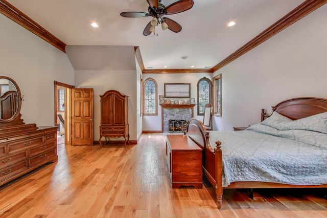 273 Bridlewood Lane, Valparaiso, IN 46385