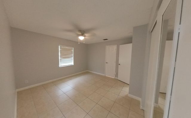 141 NE 17th Court, Boynton Beach, FL 33435