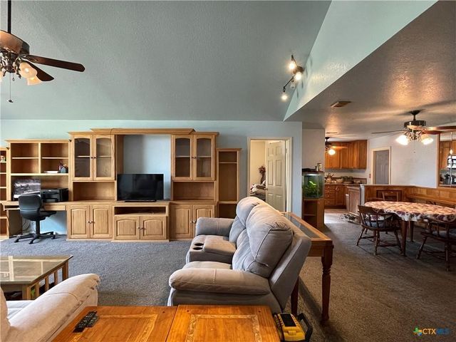 1286 County Road 3300, Kempner, TX 76539