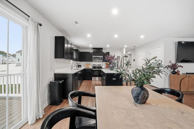 1147 Lisenbee Way, Clarksville, TN 37042