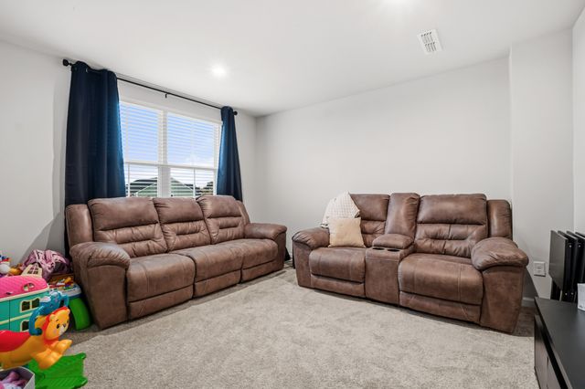 1147 Lisenbee Way, Clarksville, TN 37042