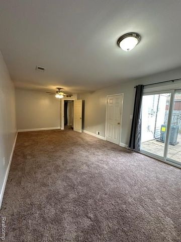 4484 Ziegler Street, Dearborn Heights, MI 48125