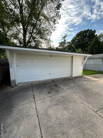 4484 Ziegler Street, Dearborn Heights, MI 48125