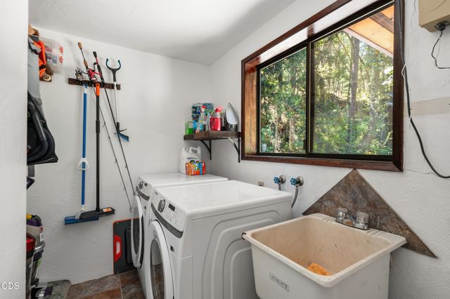 4955 Sardine Creek L Fork Road, Gold Hill, OR 97525