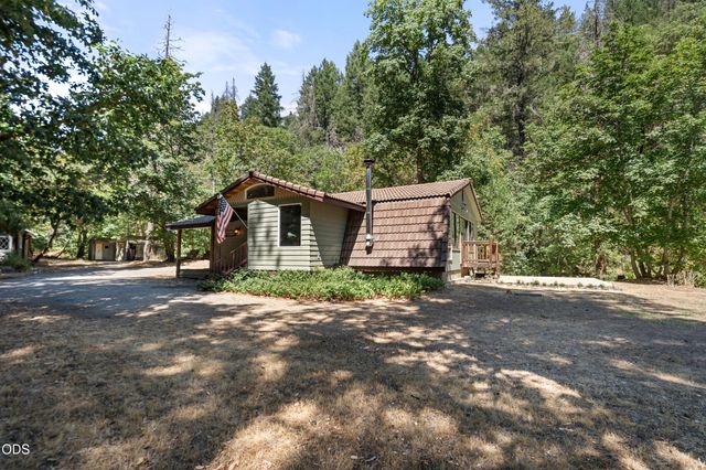 4955 Sardine Creek L Fork Road, Gold Hill, OR 97525