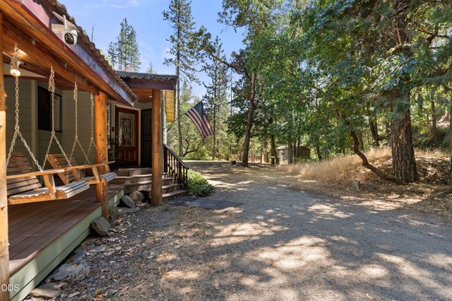 4955 Sardine Creek L Fork Road, Gold Hill, OR 97525