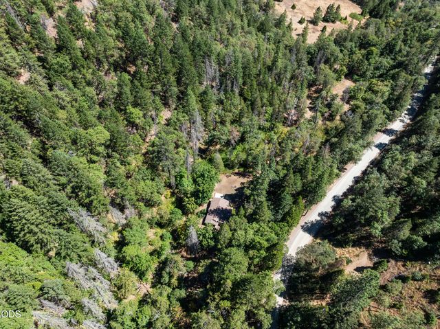 4955 Sardine Creek L Fork Road, Gold Hill, OR 97525