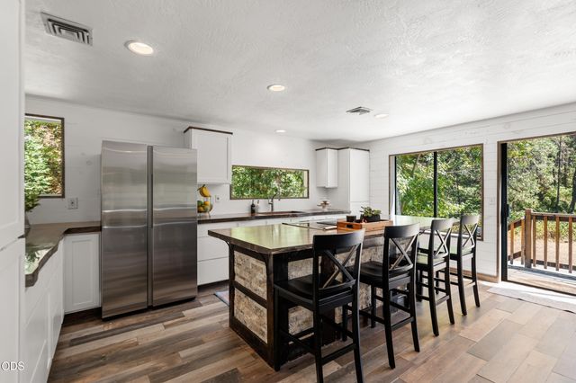 4955 Sardine Creek L Fork Road, Gold Hill, OR 97525