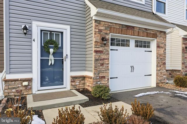 4 ATHENS WAY, Cliffwood, NJ 07721