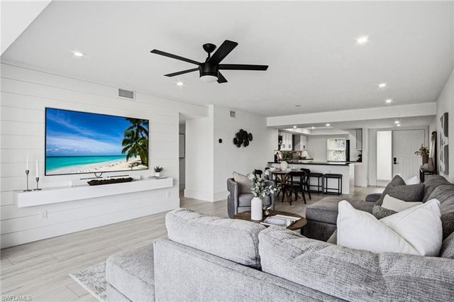 1520 Imperial Golf Course BLVD 236, Naples, FL 34110