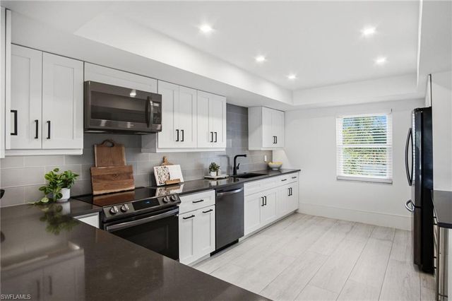 1520 Imperial Golf Course BLVD 236, Naples, FL 34110