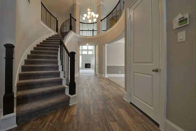 5135 Heather Meadow Lane, Sugar Land, TX 77479