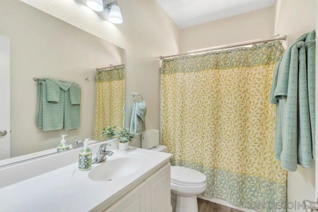 25327 Clear Canyon Circle, Menifee, CA 92584