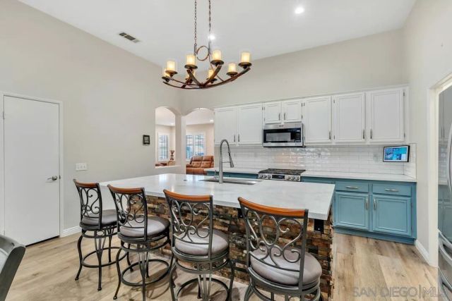 25327 Clear Canyon Circle, Menifee, CA 92584