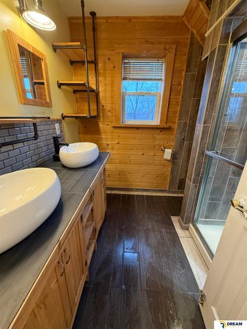 4219 Meredith Avenue, Omaha, NE 68111