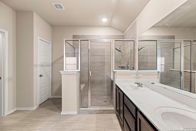 161 Sambar Main, Schertz, TX 78108