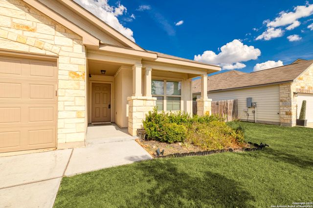 161 Sambar Main, Schertz, TX 78108