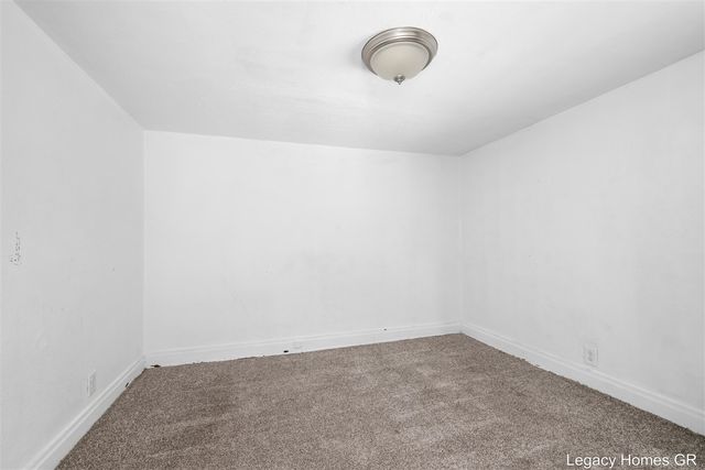 224-226 Maple Street, Parchment, MI 49004
