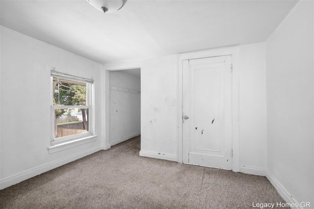 224-226 Maple Street, Parchment, MI 49004