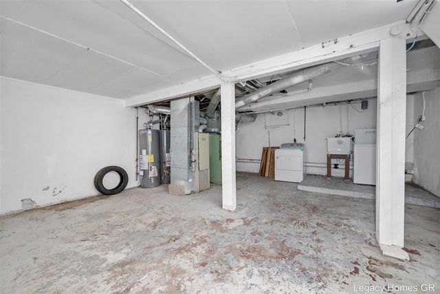224-226 Maple Street, Parchment, MI 49004