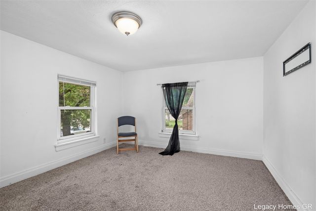 224-226 Maple Street, Parchment, MI 49004