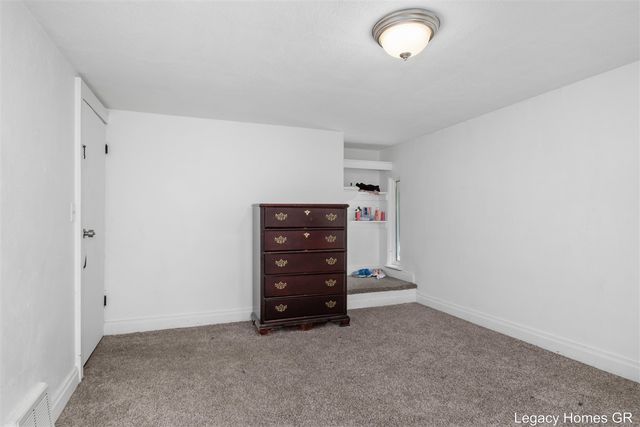 224-226 Maple Street, Parchment, MI 49004