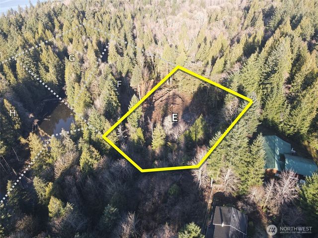 75 E Lakewood Drive, Belfair, WA 98528