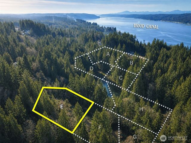 75 E Lakewood Drive, Belfair, WA 98528