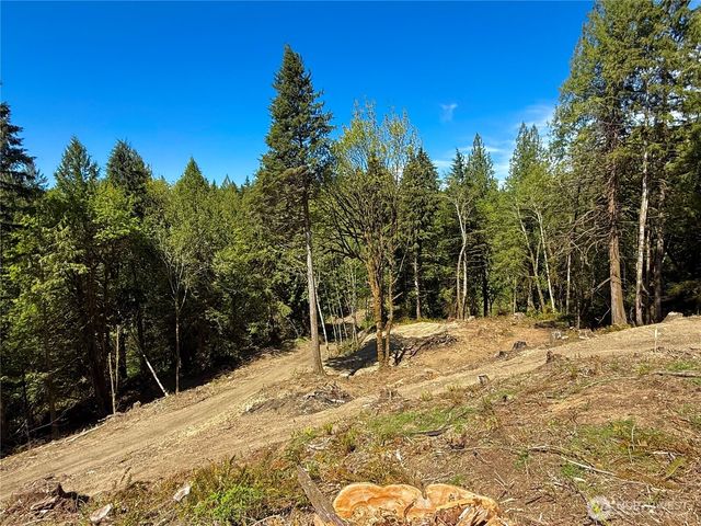 75 E Lakewood Drive, Belfair, WA 98528