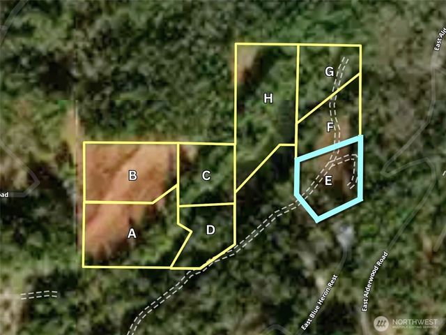 75 E Lakewood Drive, Belfair, WA 98528