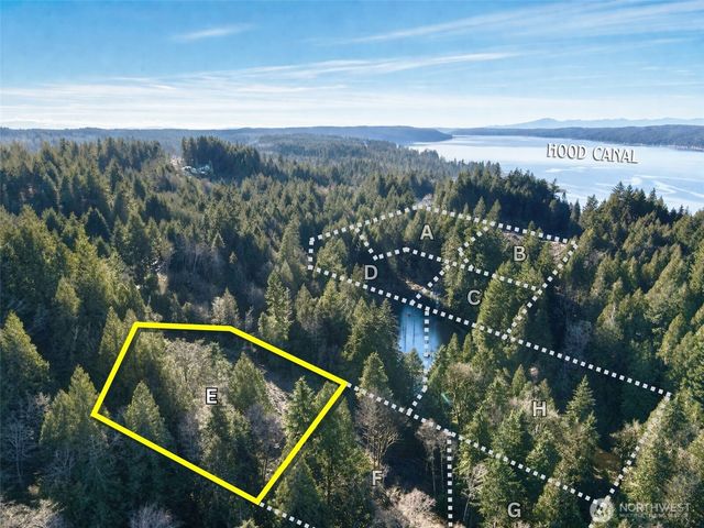 75 E Lakewood Drive, Belfair, WA 98528