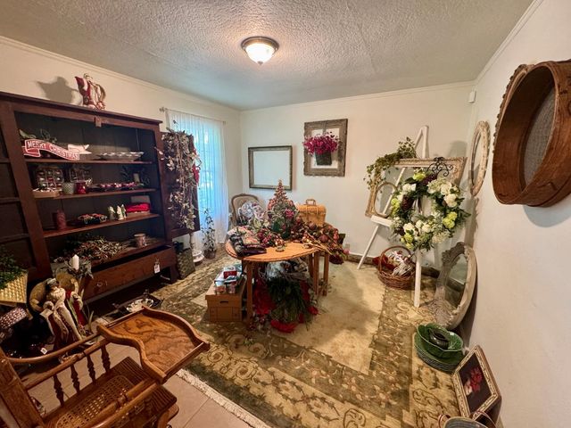 17672 W Belmont Avenue, Kerman, CA 93630